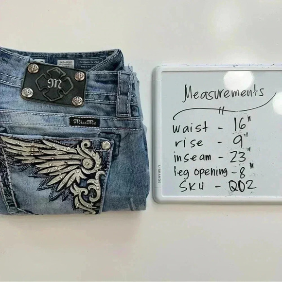 Miss Me Jeans Mid Rise Bootcut Embellished Back Pockets‎ Cropped Womens Sz 30 - Picture 16 of 16